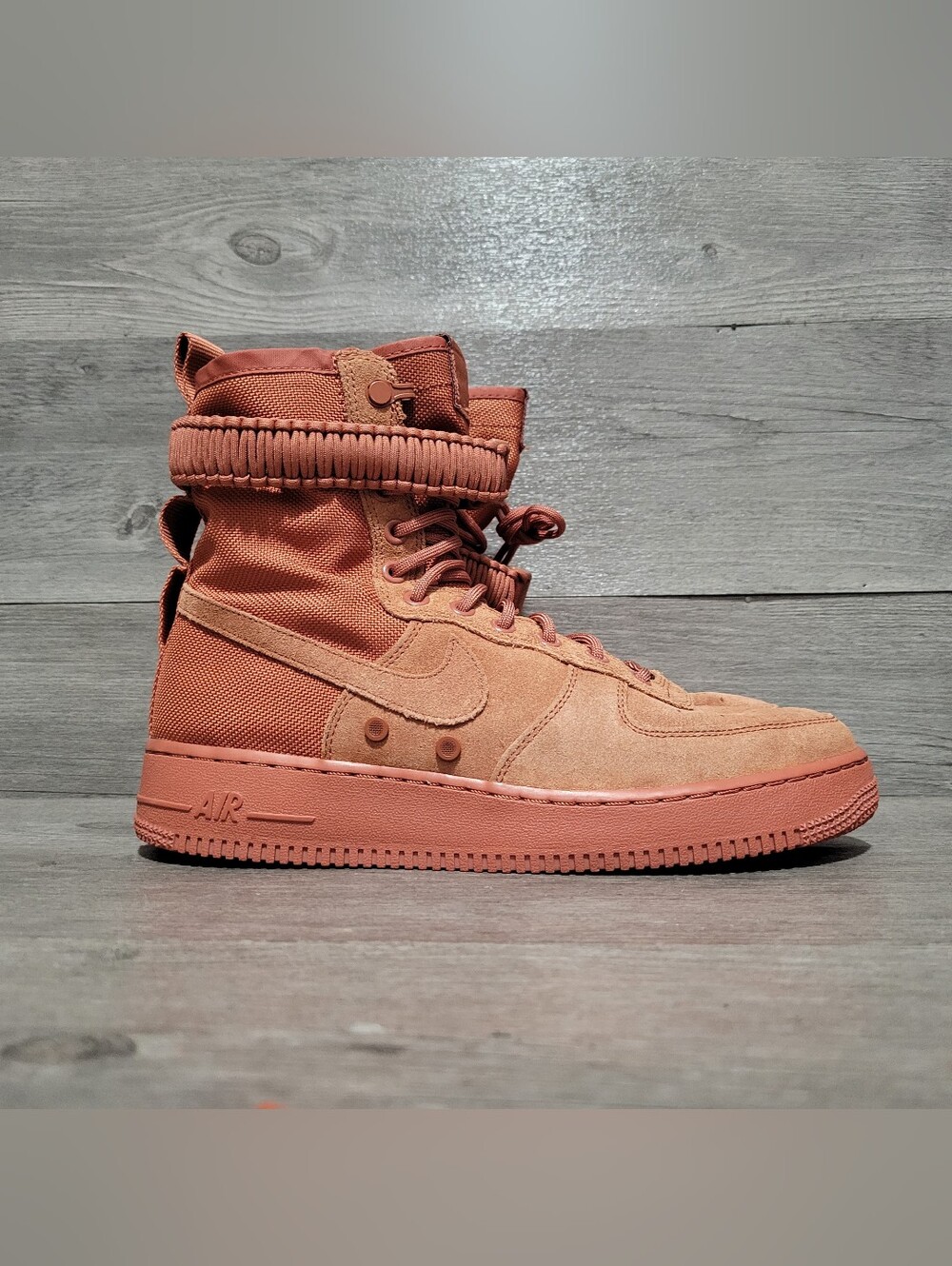Nike SF Air Force 1 Dusty Peach Mens Size 9.5 High 864024-204